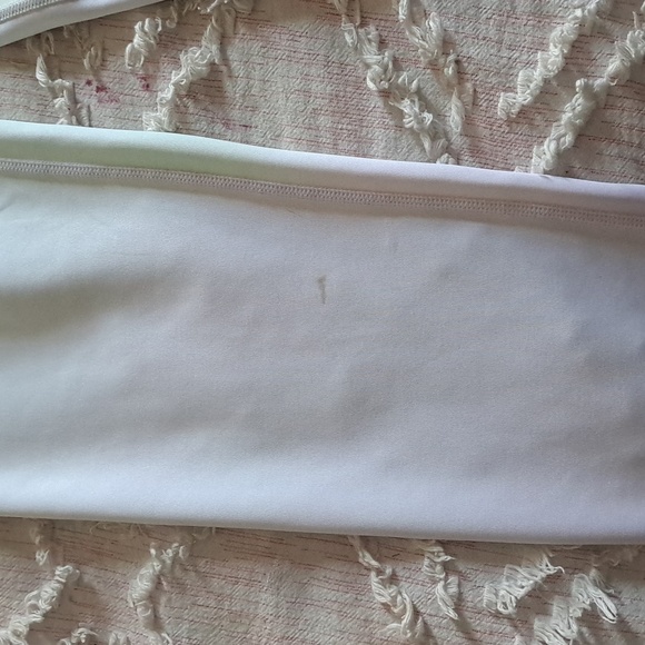 NIKE DRIFIT SIZE EXTRA LARGE - Picture 2 of 2